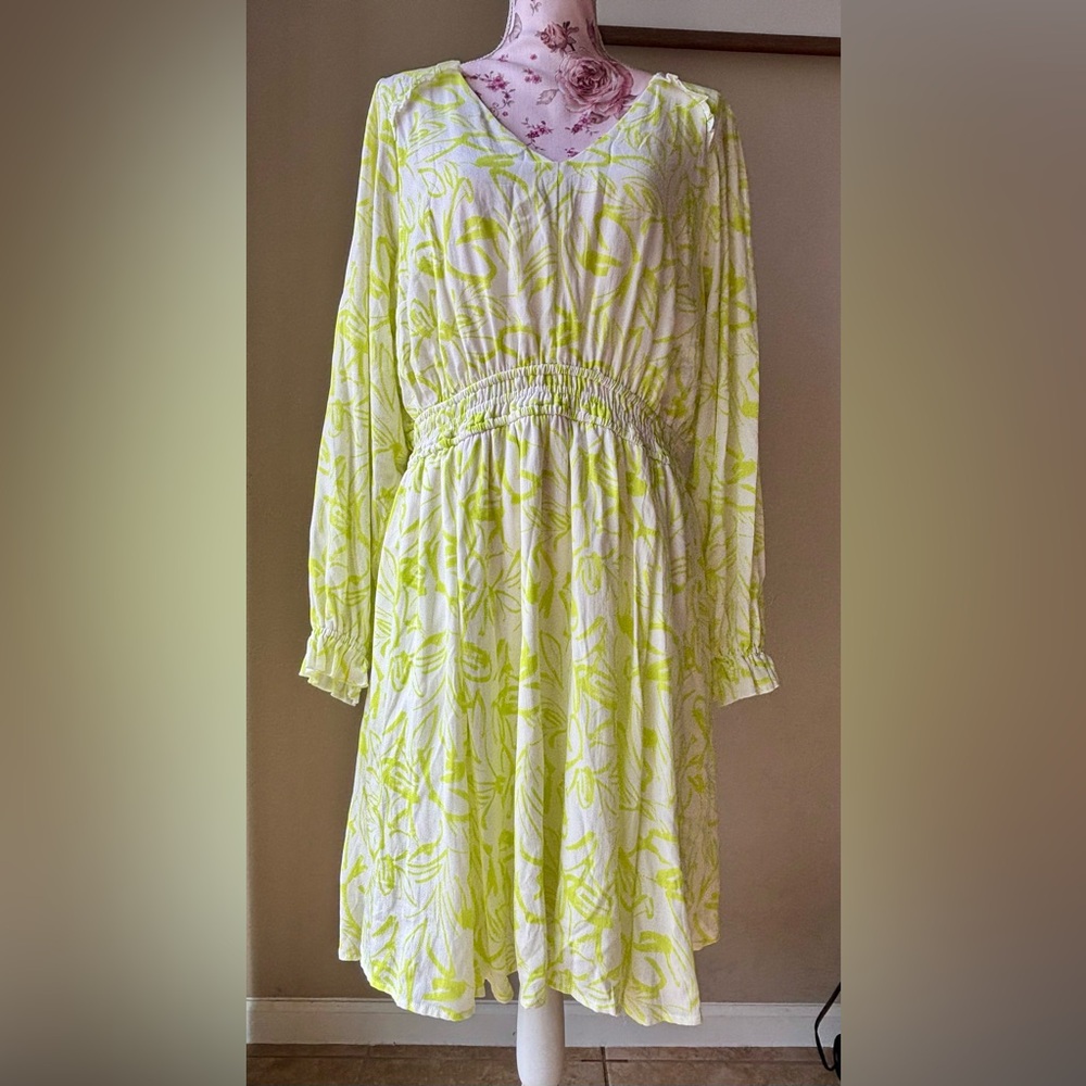 Torrid Dress- Size 2 & New with Tags